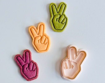 Peace Hand Cookie Cutter | Groovy Cookie Cutter Stamp Set | Retro Vibe Peace Hand Fondant Molds | 3D Printed