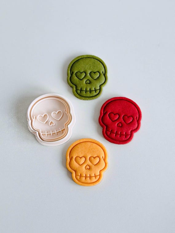 Skull Cookie Cutter Set | Halloween Baking Tools | Heart Eye Skull Mold | Custom Spooky Biscuit Stamp | Fondant Cutter for DIY Decorating