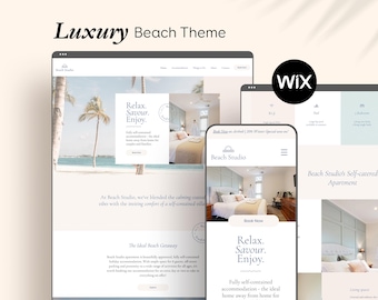 Op de afbeelding: Een digitale weergave van een websitetemplate genaamd Luxury Beach Theme, met een desktop- en mobiele weergave van een vakantiewoning-site. De interface bevat tekst zoals Relax, Savour, Enjoy, Beach Studio en een Wix-logo.