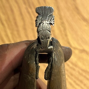 Alligator handmade ring carving