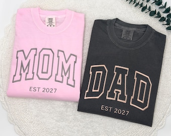 Embroidered Custom Mom Dad Comfort Colors Tee, Personalized Mama & Dada Shirt, Pregnancy Announcement T-shirt, Matching Parents Outfit Gifts