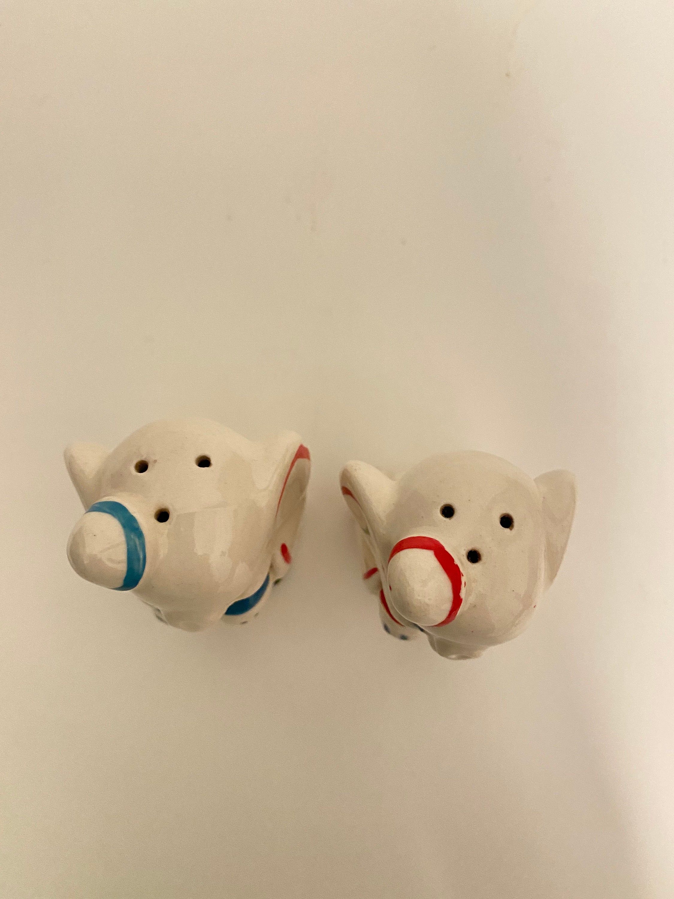 vintage salt and pepper shakers Dumbo Walt Disney — Wonderfully Nostalgic