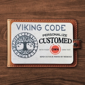 Carte de prière personnalisée Yggdrasil Wikinger - Nom personnalisé pour lui / elle - Carte portefeuille arbre de vie Code Viking nordique - Cadeau de vacances d'anniversaire