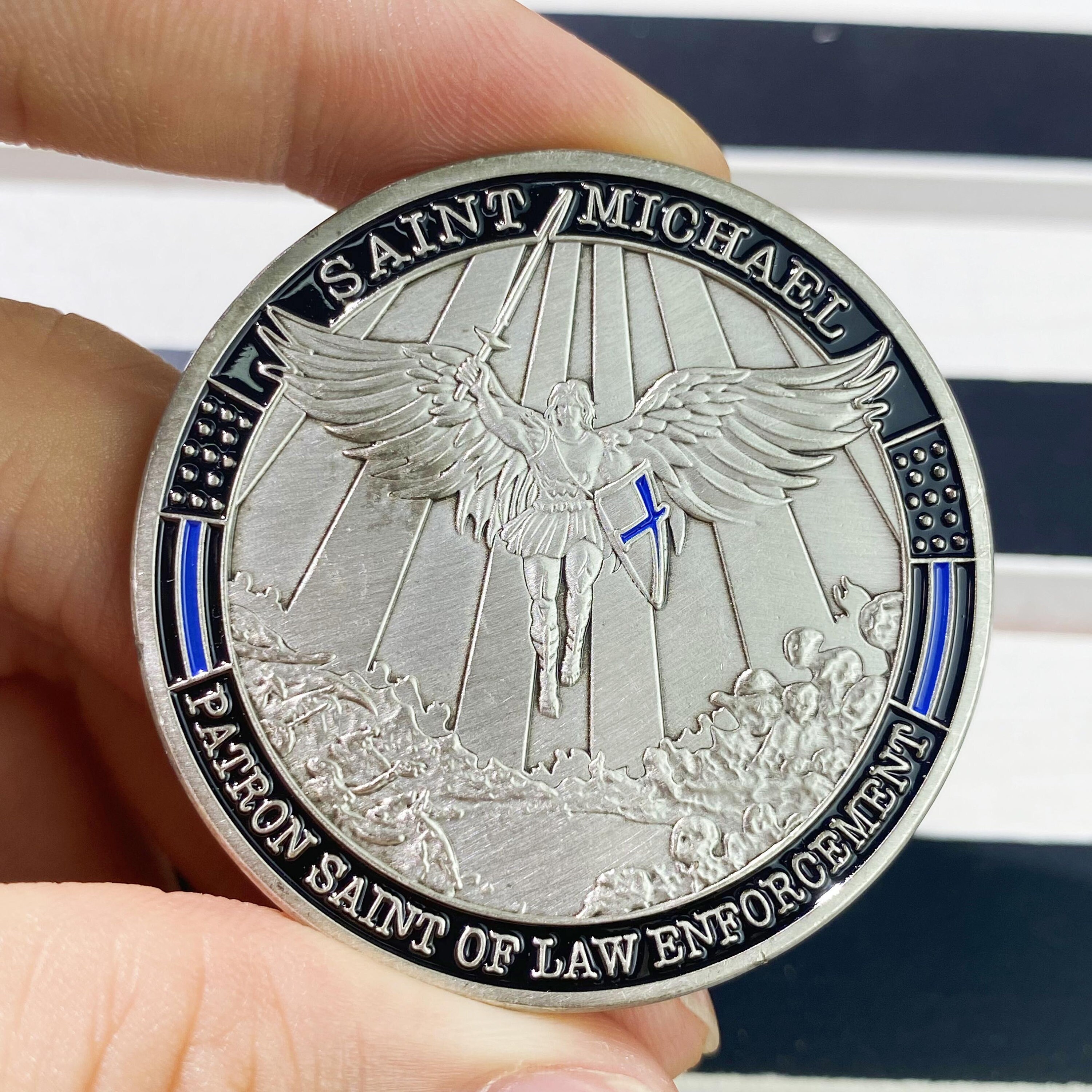 St. Michael Patron Saint Of Law Enforcement Keychain Coin - Hero's Valor Prayer & Thin Blue Line - View #8