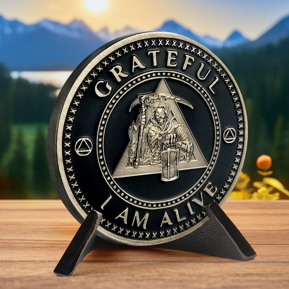 Medaglione Sobrietà 5 Anni Con Teschio - Grateful I'm Alive - Moneta AA Con Preghiera Della Serenità - Regalo Recupero