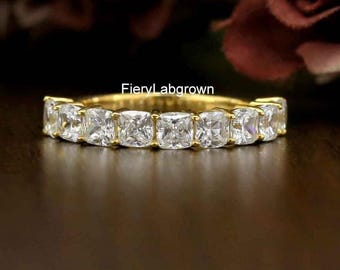 Anillo a juego de oro amarillo de 18 quilates / Alianza de boda ecológica con nueve diamantes talla cojín de 4 mm / Anillo de diamantes con engaste clásico de garras compartidas