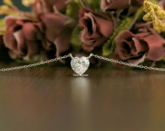 Symbol der Liebe 9 MM Herz Cut CVD Diamant Solitär Anhänger Halskette | Attraktive Distanz Diamant-Kettenhalskette In 925 Sterling Silber