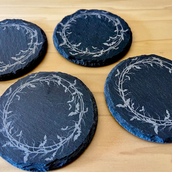Schiefer Untersetzer Set: Fledermäuse graviert, Gothic Wohndekor (4er Set)
