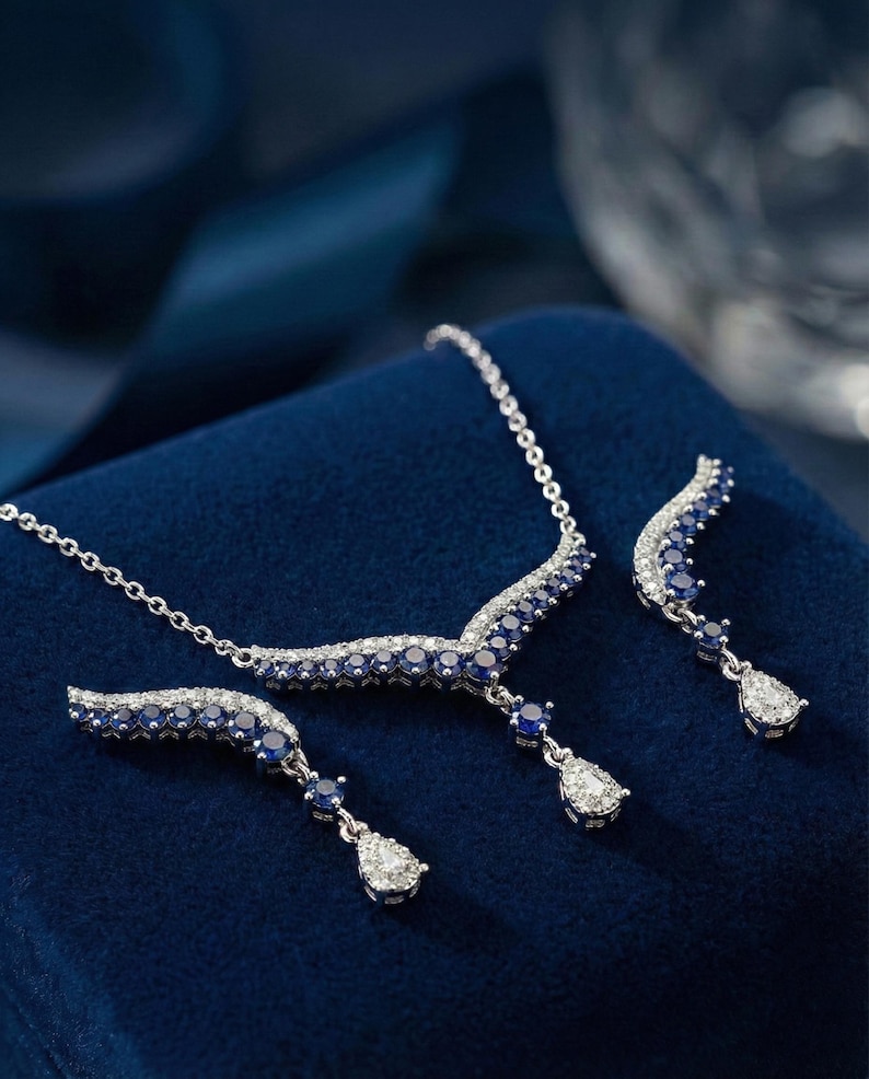 Pendientes trepadores con forma de hoja de zafiro, plata de ley rodiada (azul rey) imagen 5