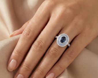 Bague ovale bleu moissanite : double halo en argent sterling plaqué rhodium (tailles 6 et 7)