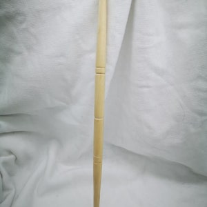 Hand-turned spindle rod