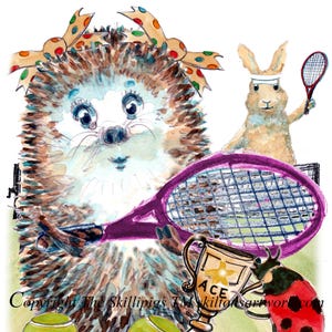 4677 Tennis gut gemacht Karte oder Glückwunschkarte (Sie können für alles fragen) Spielerin auf dem Platz mit einer Tasse Kann personalisiert werden.