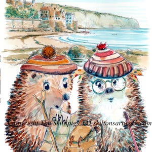Robin Hoods Bay-wenskaart Kust van Noord-Yorkshire. Wandelend of wandelend egelpaar. Kan worden gepersonaliseerd.Nee. 2 Robin Hood's Bay