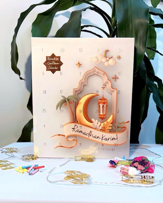 Ramadan Eid Countdown Calendar: Treats & Islamic Messages, 30 Days