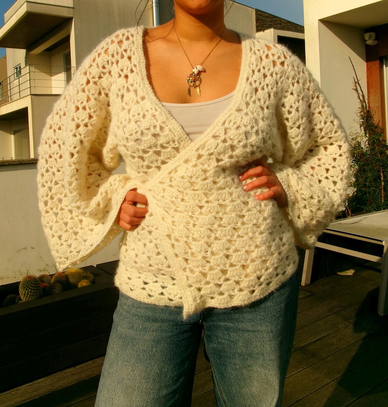 Häkelanleitung für den Charlotte-Wickelpullover / Häkeltutorial von Juuulmakes / Häkelpullover / Häkelstrickjacke Bild 2