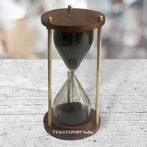 Vintage Sand Timer 6 inch Height with Wooden Base & Brass Pillars,Elegant Hourglass Timer – Send Timer for Home and Office Decorative Clock