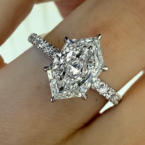 3 CT Elongated Hexagon Moissanite Engagement Ring 14K Gold Promise Ring Wedding Anniversary Ring Proposal Ring For Girlfriend