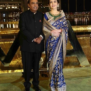 Nita Ambani Banarasi Handloom Pure Katan Silk Saree | Handwoven Celebrity Inspired Banarasi Saree From The Master Weavers Of Banaras image 4
