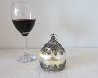 Antique Silver LED Bauble Lantern: Pewter Crackle Glass Decoration (11cm)