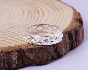 Anillo minimalista geométrico de plata - Banda calada - Anillo para uso diario - Regalo para mamá