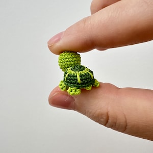 PATTERN Tortilla the Turtle crochet pattern/tutorial microcrochet miniature amigurumi microtoy image 5