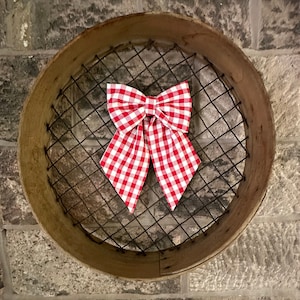 Gingham Bow Medium in Red image 1
