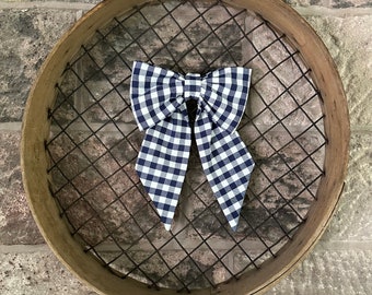 Gingham Bow Medium in Blue