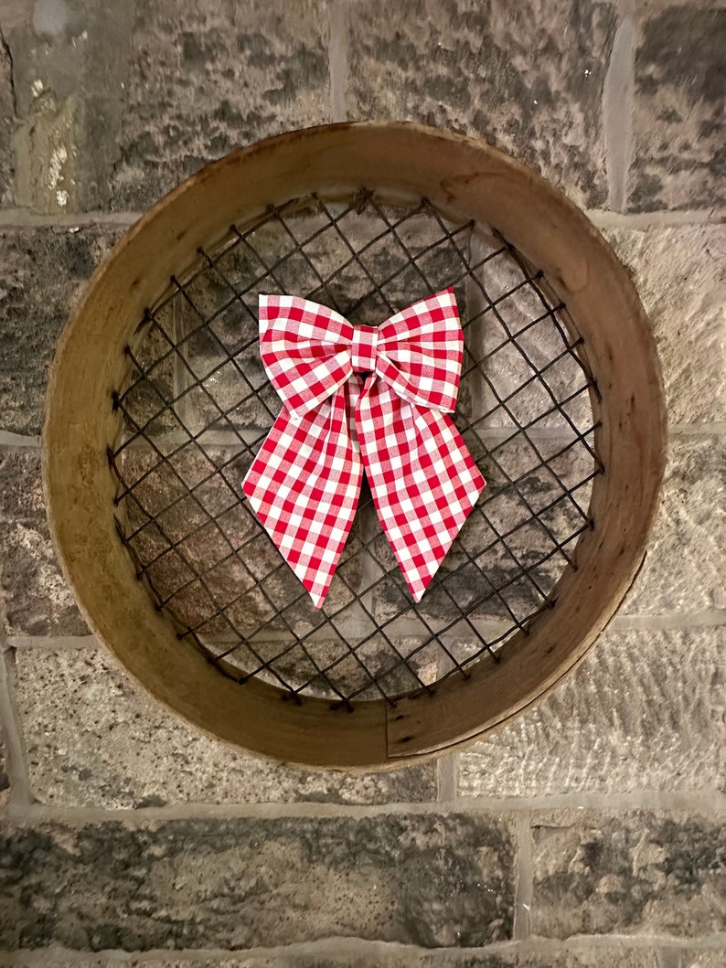 Gingham Bow Medium in Red image 1