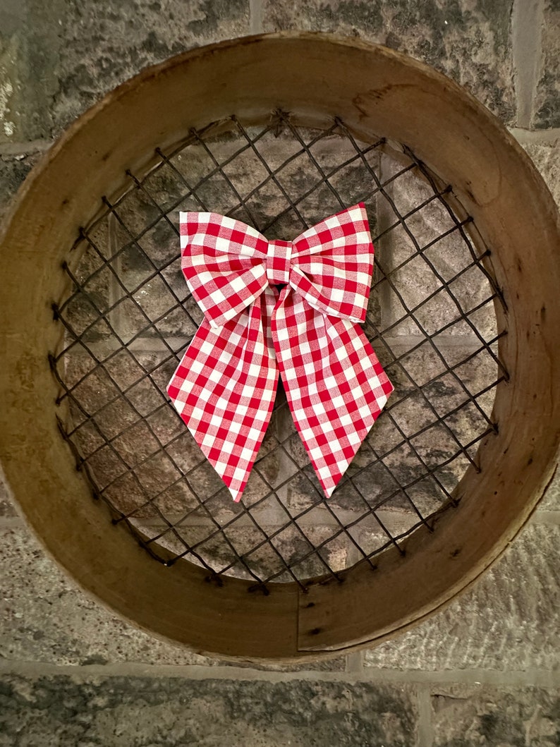 Gingham Bow Medium in Red image 3