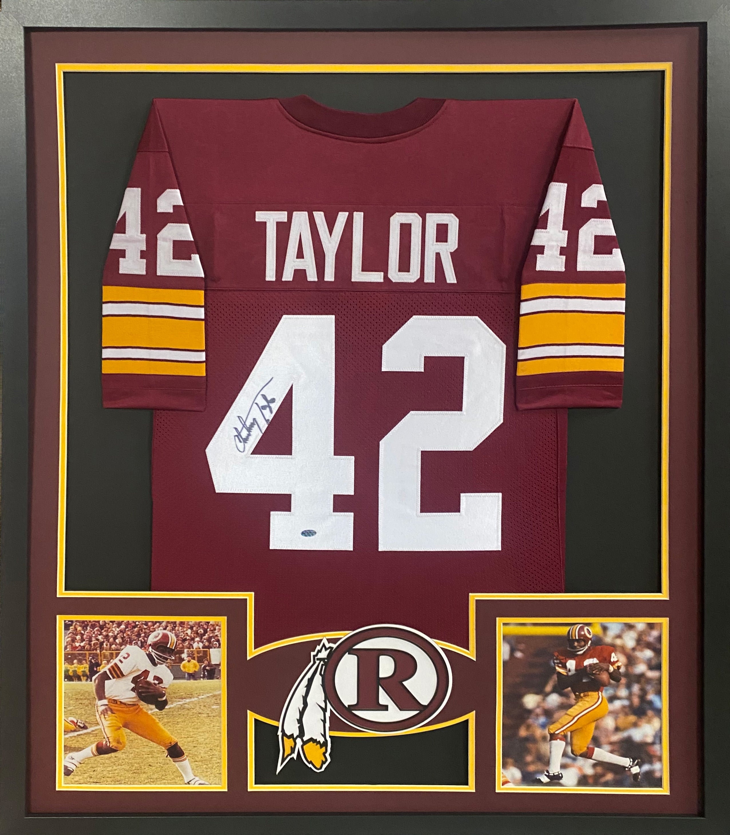 Charley Taylor Framed Jersey Beckett Autographed Signed Washington Football