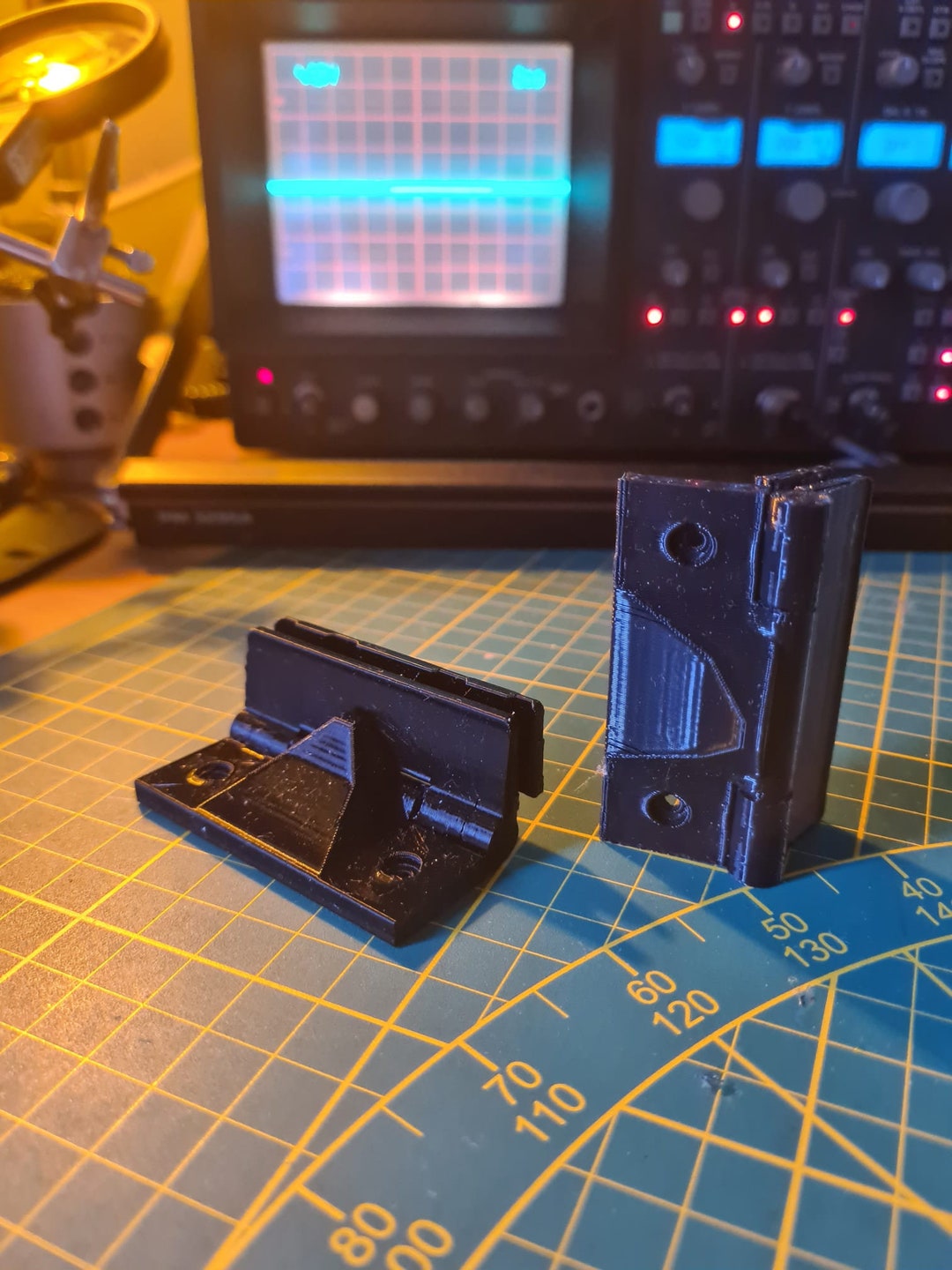 Technics テクニクス　SL-1200MKシリーズヒンジ　hinges Technics SL1200 Hinge MOUNT SUPPORT Pair SFUP122-23A