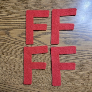 Letra F de feltro, pacote com 4 enfeites para projeto de artesanato, acessório para crochê, amigurumi, detalhe, alfabeto de feltro para letras para artesanato escolar