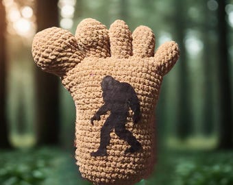 Virkad Bigfoot-kudde med Bigfoot-silhuett på handgjord prydnadskudde för Bigfoot-troende, heminredning, inflyttningspresent till kryptidälskare