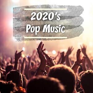 Puede incluir: Imagen de una multitud en un concierto con las manos levantadas, iluminada por luces de escenario. El texto "2020's Pop Music" se muestra sobre un fondo de estilo acuarela, lo que sugiere un evento o tema musical.