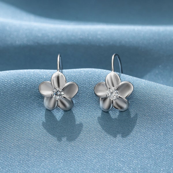 925 Sterling Silver earrings, Niche design earrings, Delicate earrings, Floral earrings