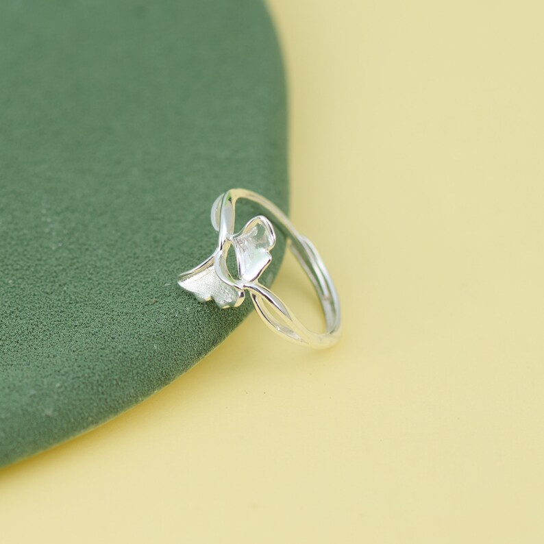 Anillo de plata de hoja de Ginkgo de ley, anillo de hoja de Ginkgo, anillo de hoja, anillo hecho a mano, tamaño ajustable, anillo para ella. imagen 6