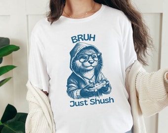 Bruh Just Shush Divertente maglietta da giocatore, maglietta grafica stile anni '90, fumetti sciocchi, maglione-camicia regalo, panni Y2K, camicia regalo per adolescenti cool