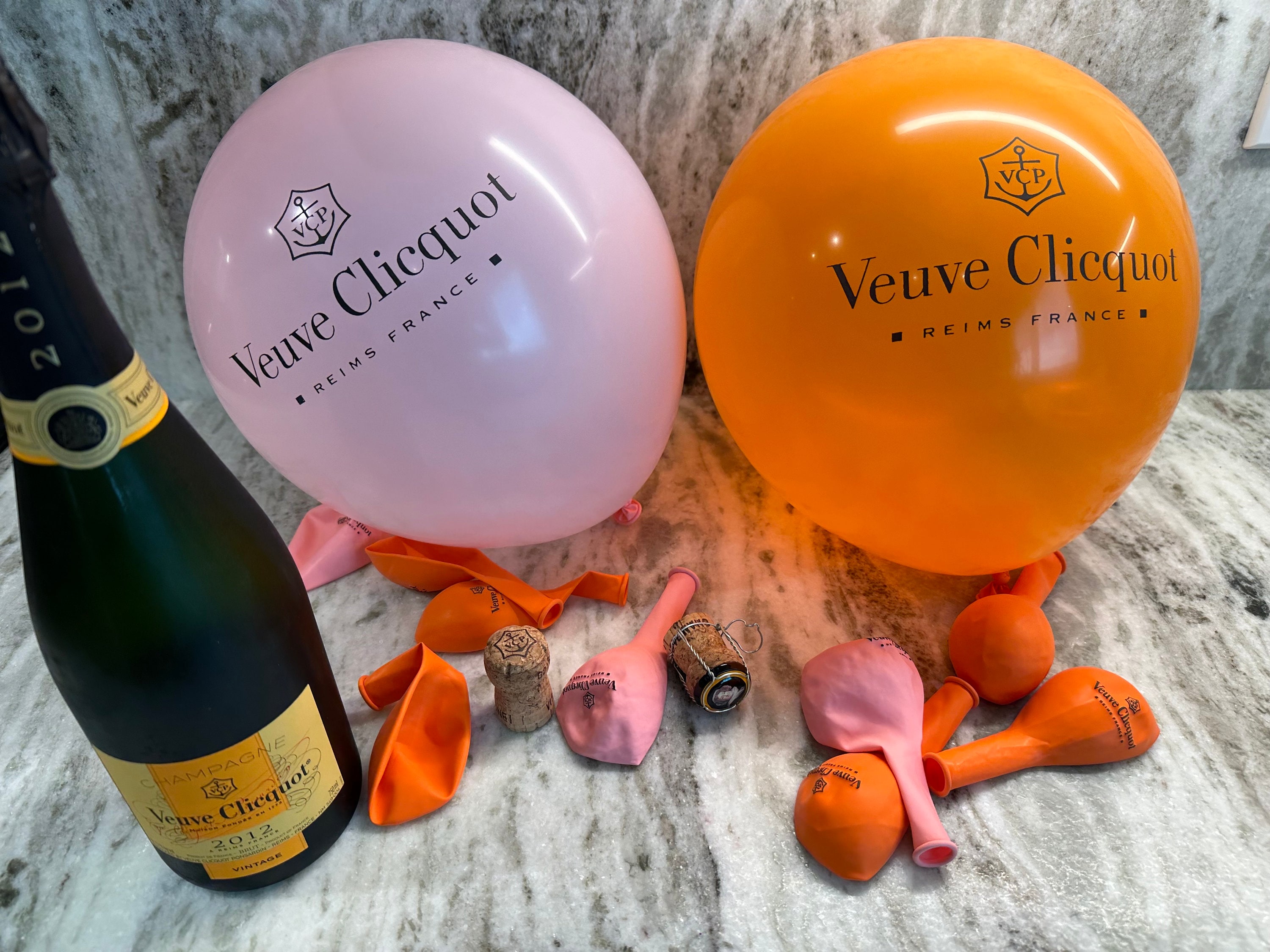 VEUVE CLICQUOT BALLOONS X10 Mixed 5 Pink 5 Orange Party Luxury