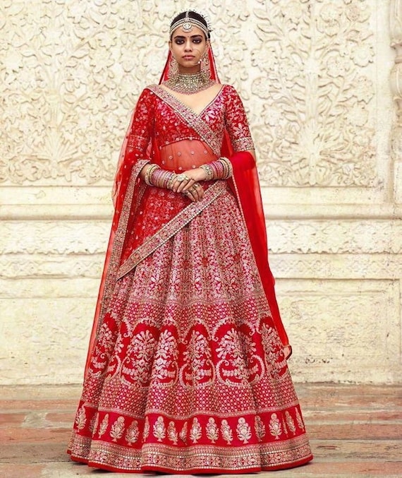 Buy Designer Lehenga Choli Trending Wholesale Online 2023