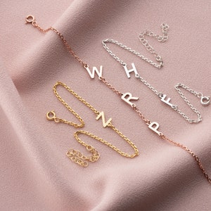 Pulsera delicada con nombre en oro macizo de 14 quilates, pulsera con letras, pulsera con inicial personalizada, pulsera con letras de miembros de la familia, pulsera de pareja, pulsera para mamá