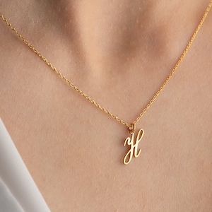 Anfangshalskette aus 14K Gold, personalisierte kursive Buchstabenhalskette, kleine Anfangsbuchstabenhalskette, benutzerdefinierte Buchstabenhalskette, silberner Buchstabenanhänger