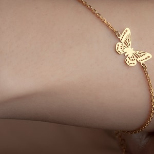 14K Gold Butterfly Bracelet, Tiny Butterfly Bracelet, Minimalist Butterfly Charm, Gift for Girlfriend, Mothers day Gift, Christmas Gift