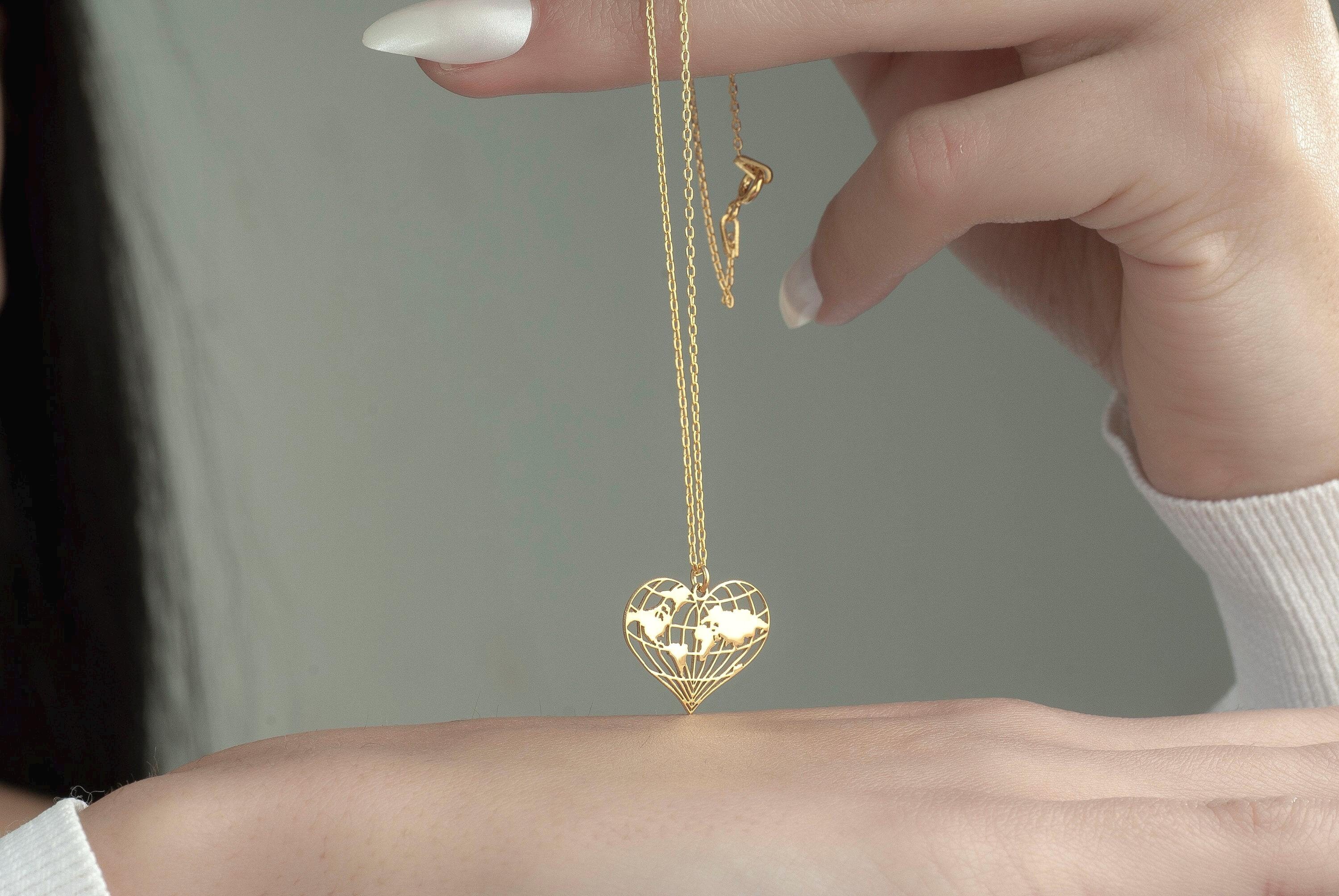 14K Gold Heart Shaped World Map Necklace Perfect Gift for Wanderlust Explore Necklace Adventure Seekers Unique Gift for Travelers Etsy Canada