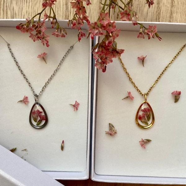Resin Stainless Steel necklace + pendant + FREE gift box, real pink Statice flowers, bloem hanger, gedroogde bloem ketting, bruidsmeisje