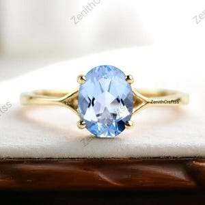 Oval Aquamarine 14K Solid Gold Ring, Engagement Ring For Women, March Birthstone Ring, Solitaire Aquamarine Ring, Personalized Gift For Her