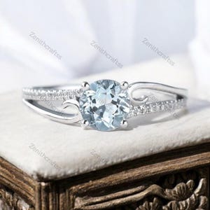 Aquamarine Engagement Ring, Vintage 14K Solid Gold Wedding Ring, Split Diamond Art Deco Bridal Ring, March Birthstone Jewelry, Gift For Her