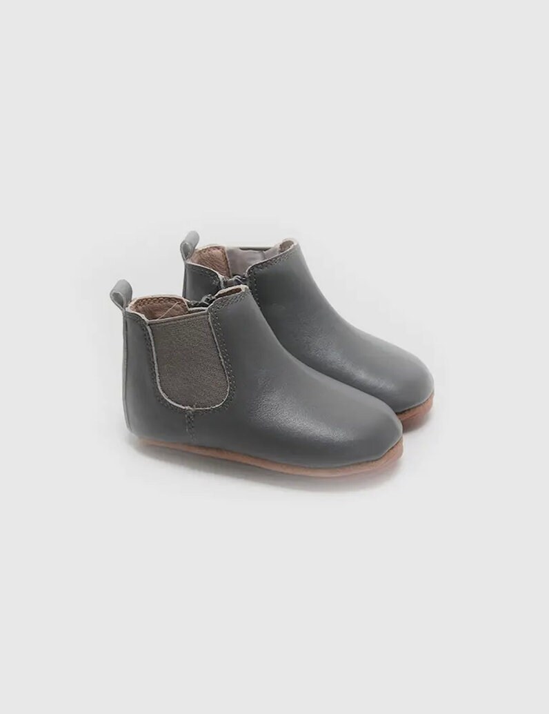 Infant tan shop chelsea boots