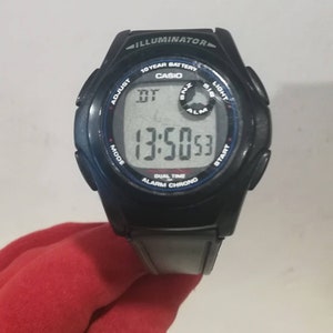 Casio wr30m deals dual time
