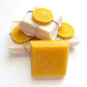 1oz 100% Pure and Natural Beeswax bar | Ecological beekeeping