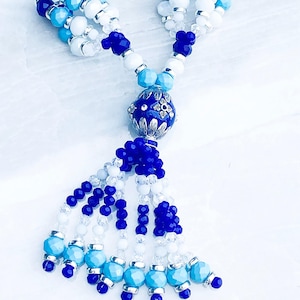 Collar de cristal Yemaya Ocute con cuentas azules, blancas, turquesas y rosas